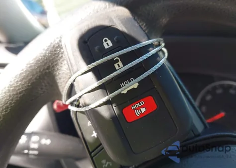 2022 Toyota Rav4 Xle z USA, uszkodzony, nr VIN 2T3P1RFV3NC307685